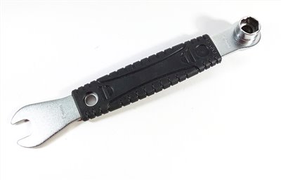 PEDAL WRENCH WITH SOCKET JOINT